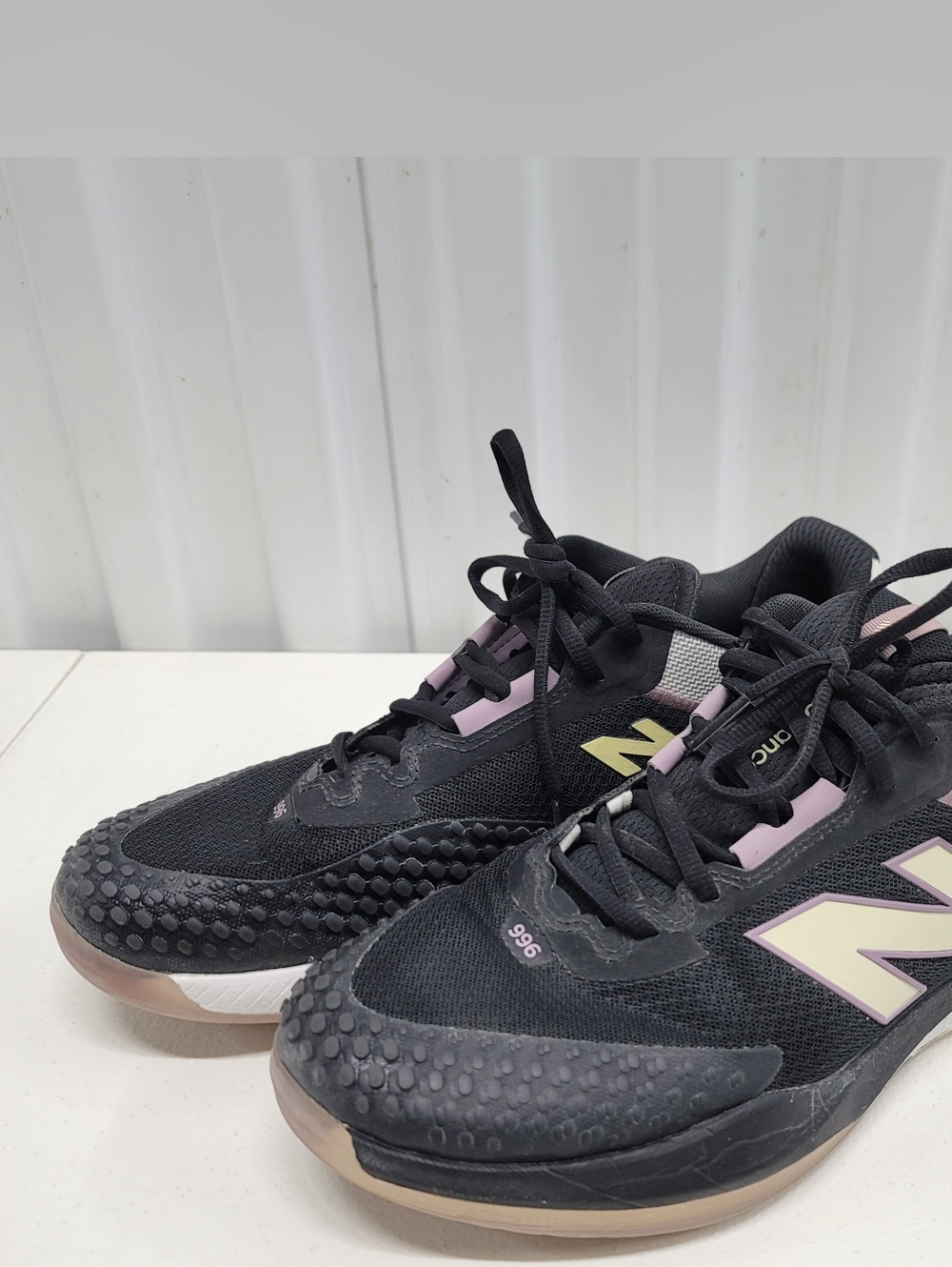 New Balance FuelCell 996v6 Court Tennis Mens Shoes Size 10.5 Black/White